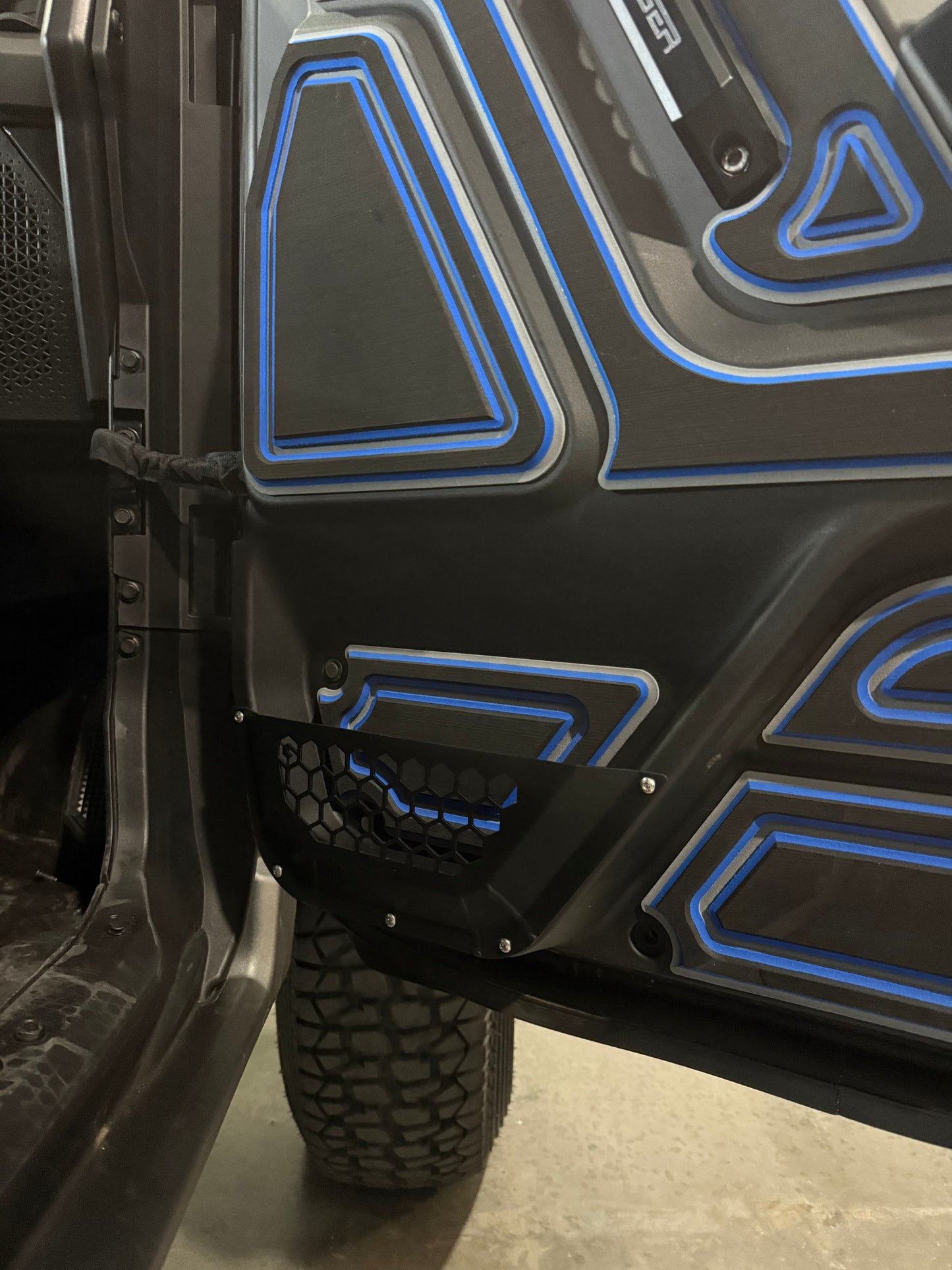 XPEDITION DOOR POCKET KIT