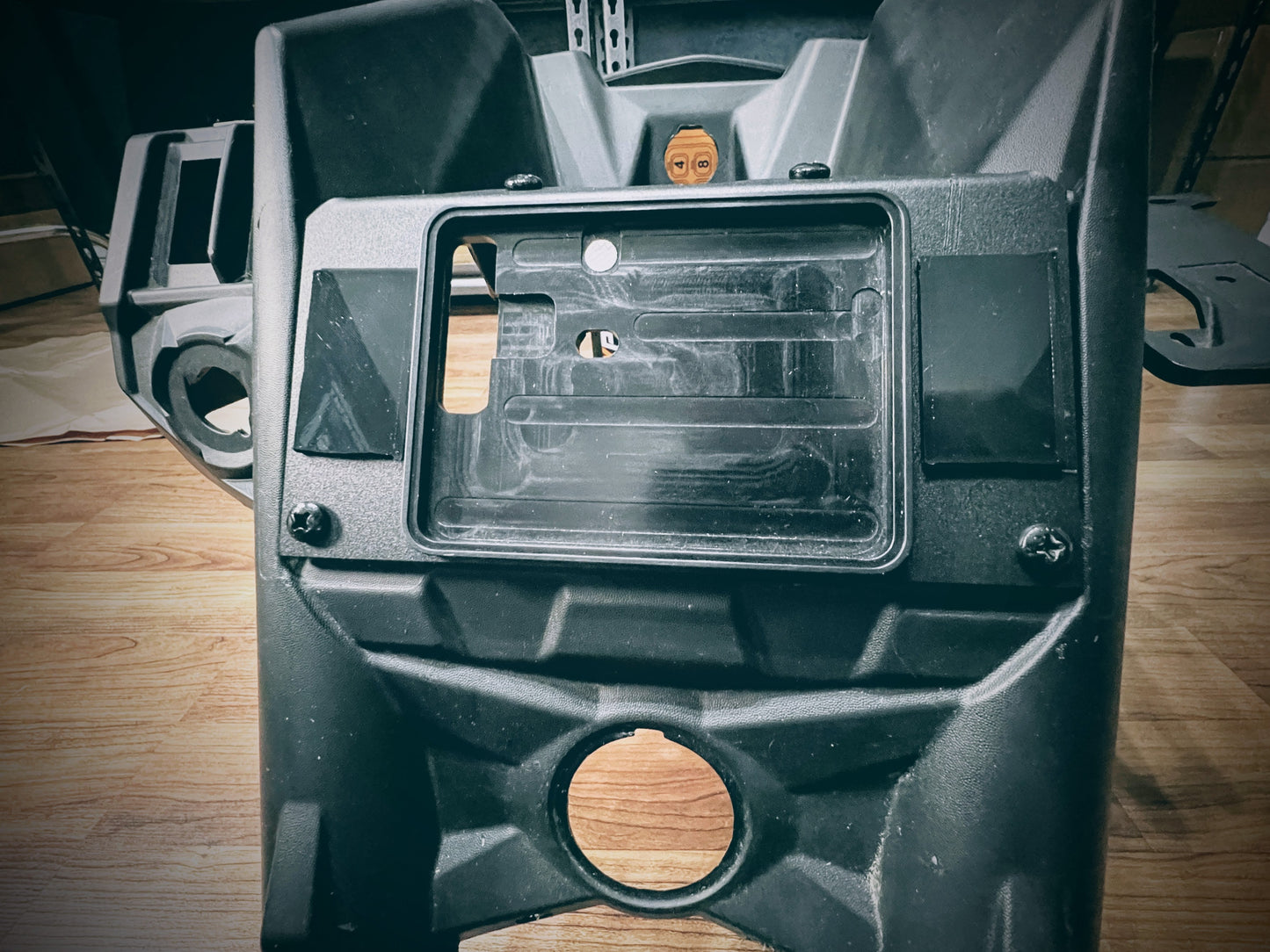 SFM SwitchPro12+2 Center Piece