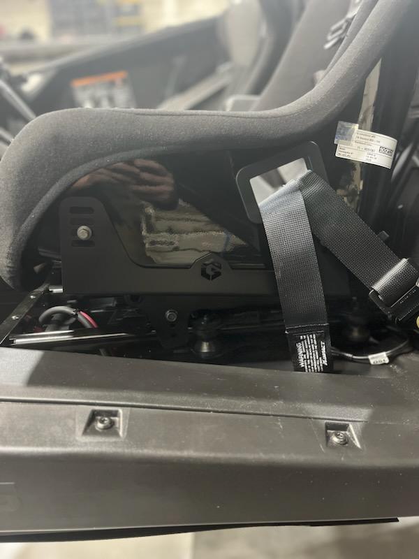 POLARIS PRO R & TURBO R SEAT MOUNT