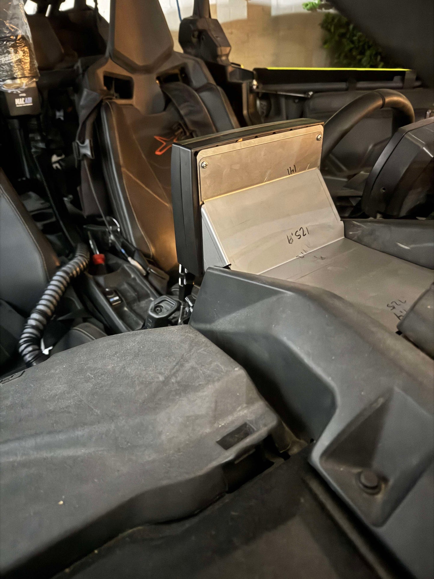 Can-Am X3 MB Quartz GMR7V1 Radio Mount (2017–2025)