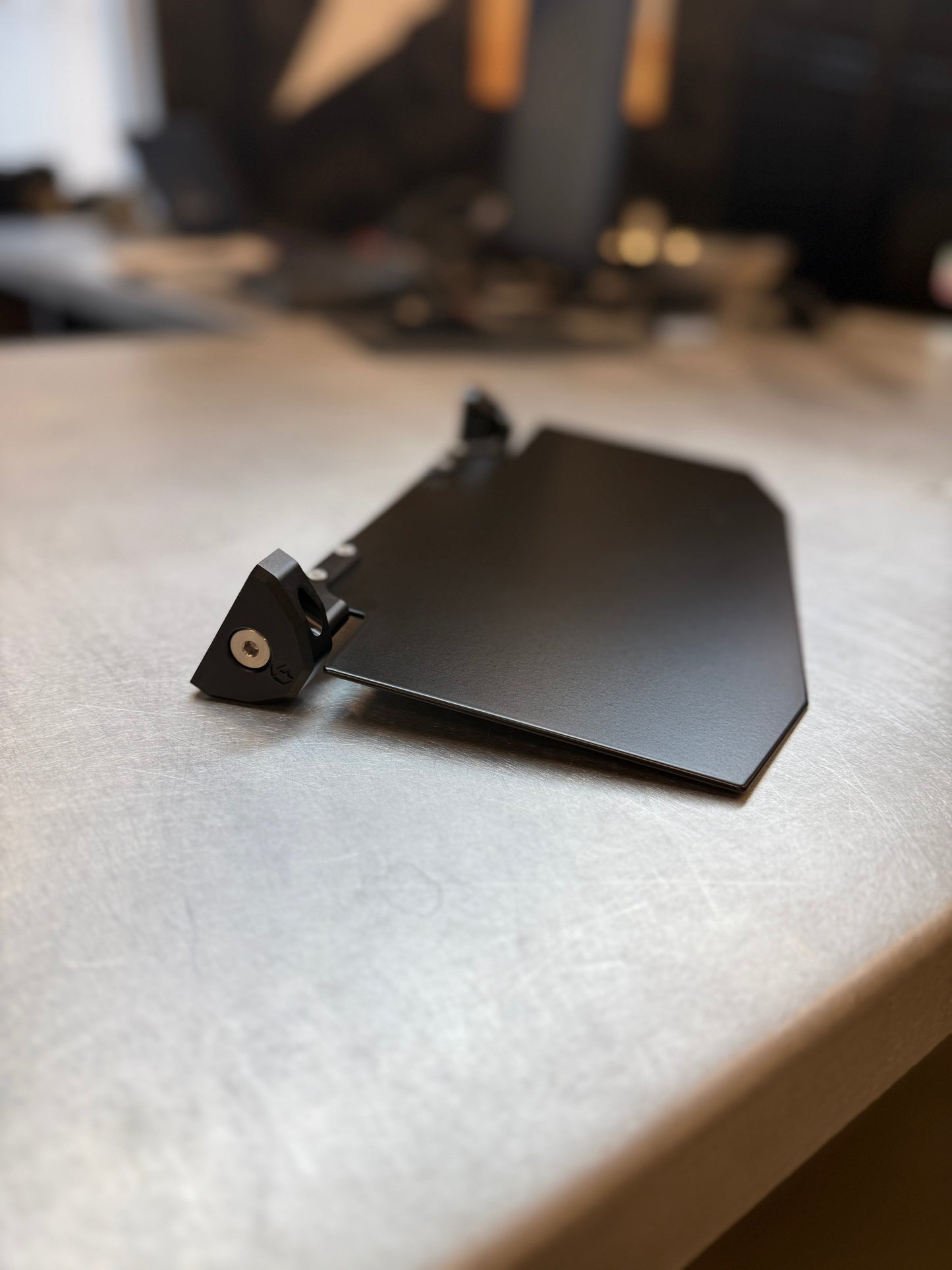 GEISER PERFORMANCE SUN VISORS