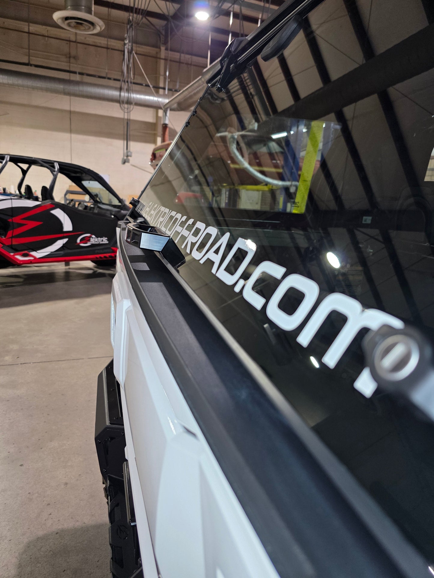 2024+ Polaris Xpedition Rear Glass Handle (Anodized Black)