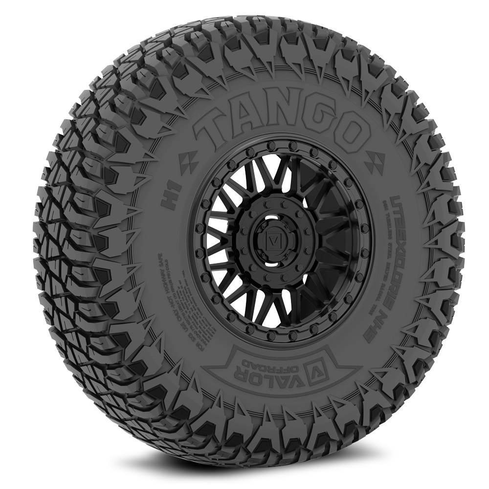 Tango on 15x7 V08 SB UTV Wheel and Tire Kit