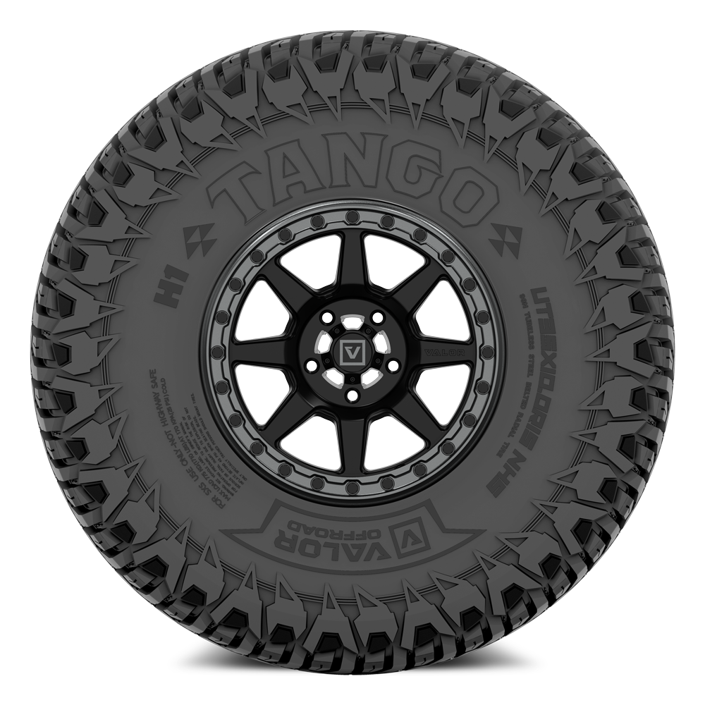 Tango on 15x7 V13 SB UTV Wheel and Tire Kit